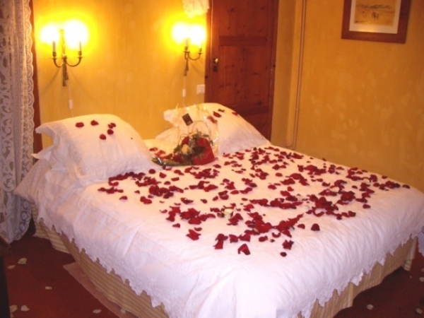 بالصور رجل يقاضي زوجته في صباحية الزفاف بعد أن رأى وجهها شاهدوا صورتها جراءة نيوز بالصور رجل يقاضي زوجته في صباحية الزفاف بعد أن رأى وجهها شاهدوا صورتها جراءة نيوز