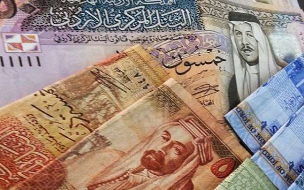 الدين العام تجاوز 39 مليارا والحكومة استدانت من أموال الضمان